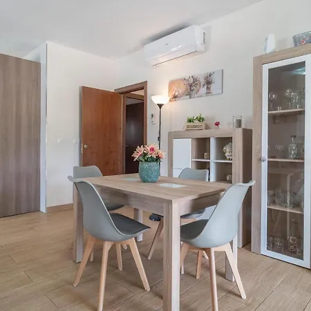 Gorgeous In With Wifi Holiday home *